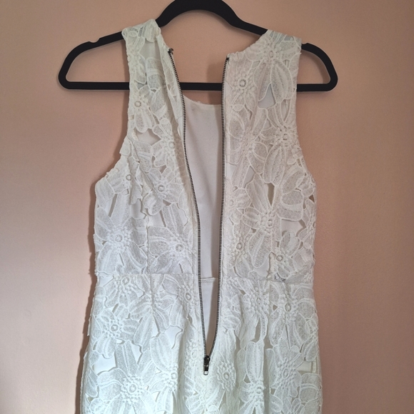 ASTR The Label Floral Lace Dress Medium - Picture 11 of 11